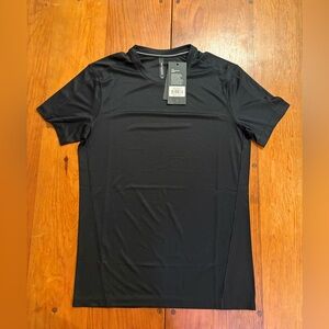 Ten Thousand Men Lightweight Tee Gym Workout Running Black XSMALL